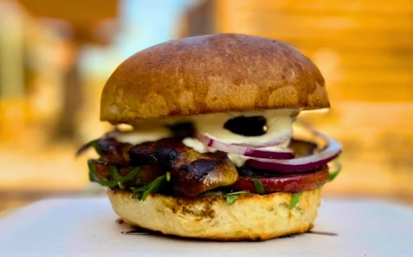 Kacsamáj Burger (ÚJ)
